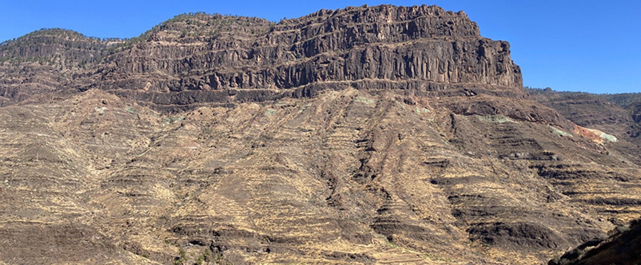 senderismo guiado en gran canaria hacia los sitios más bonitos de la isla